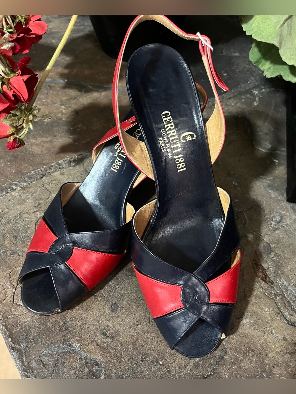 Cerruti 1881 1970s 70s Vintage Navy Blue & Red Leather High Heel Shoes 7.5